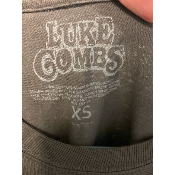 Luke Combs tee - Picture 3 of 3